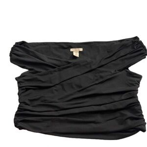 H&M Elegant Black Garment off sholder
